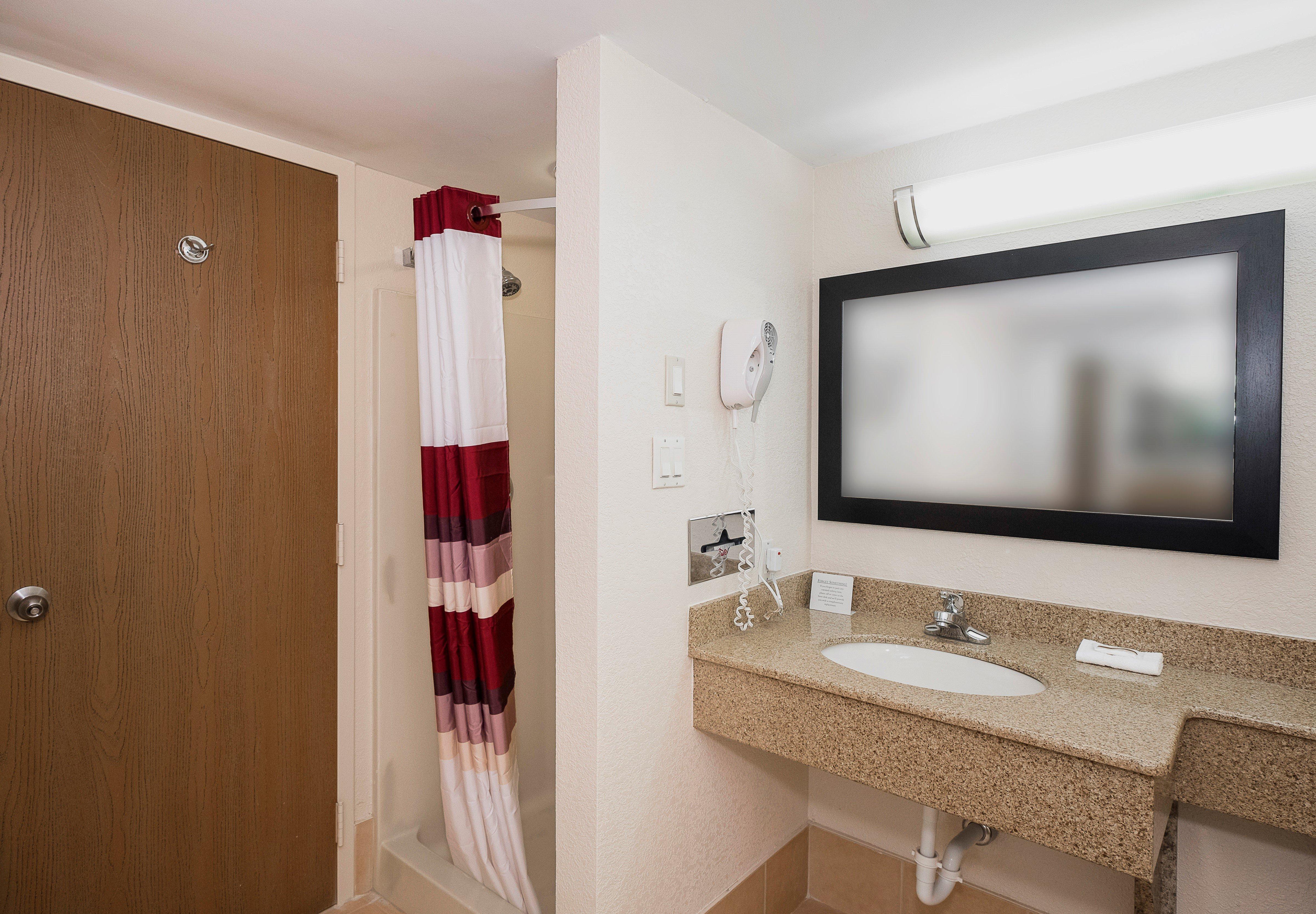 Red Roof Inn & Suites Mt Holly - Mcguire Afb Westampton Екстер'єр фото