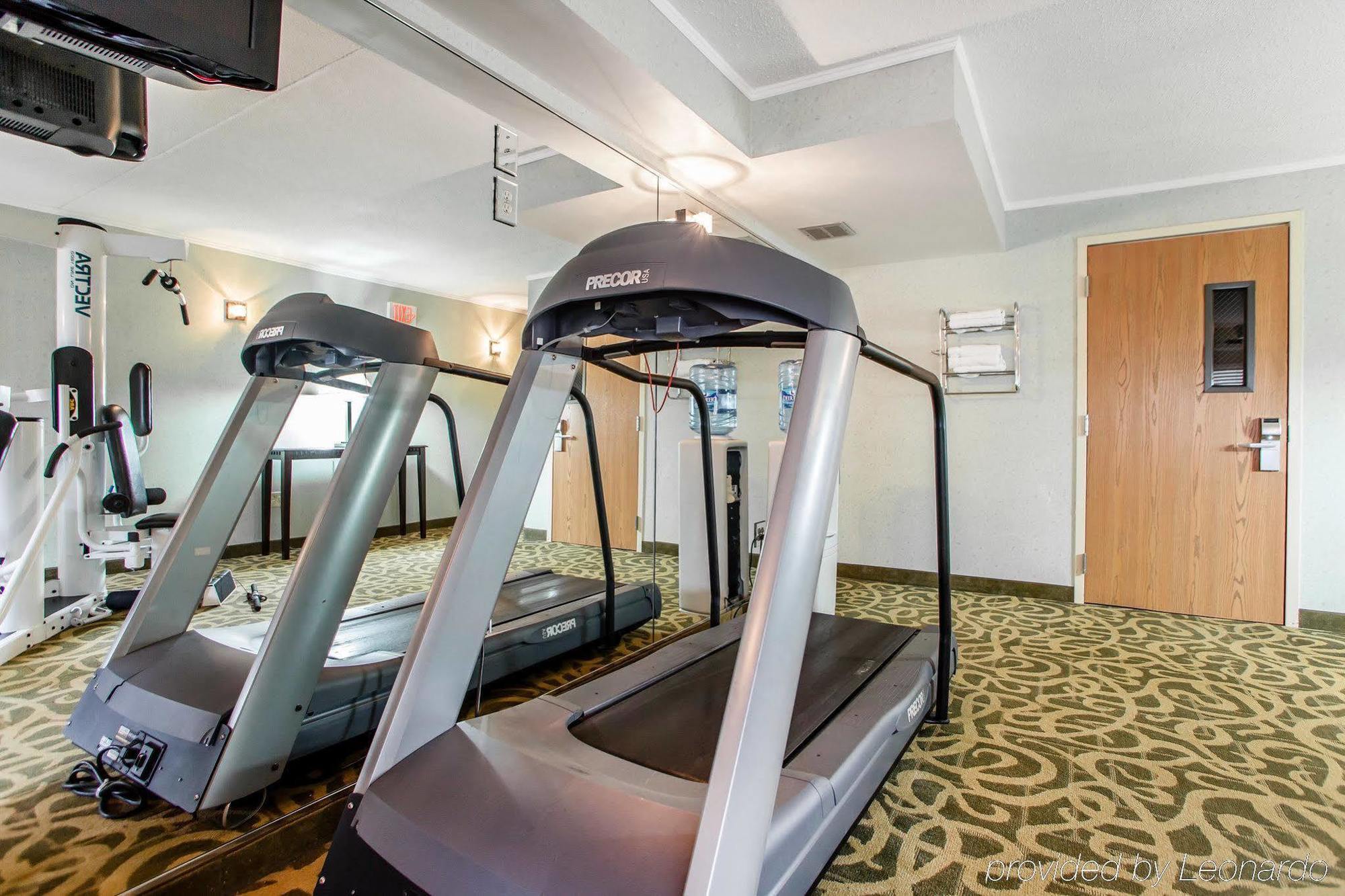 Red Roof Inn & Suites Mt Holly - Mcguire Afb Westampton Екстер'єр фото