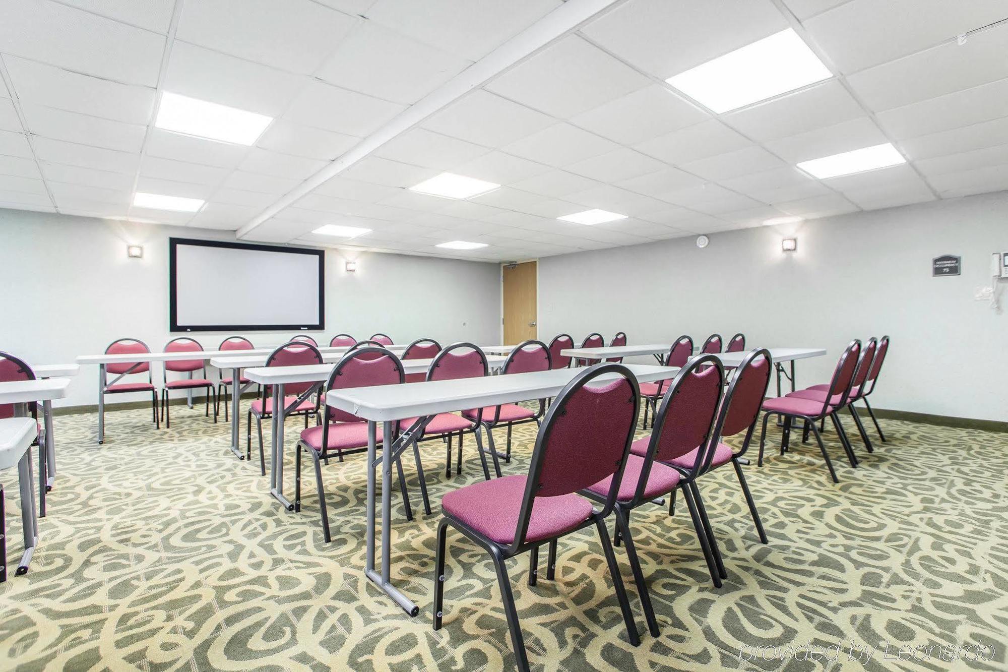 Red Roof Inn & Suites Mt Holly - Mcguire Afb Westampton Екстер'єр фото